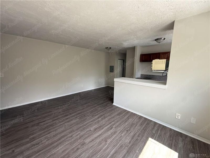946 Burton Avenue, Unit 11, Cincinnati, OH 45229 Photo 5