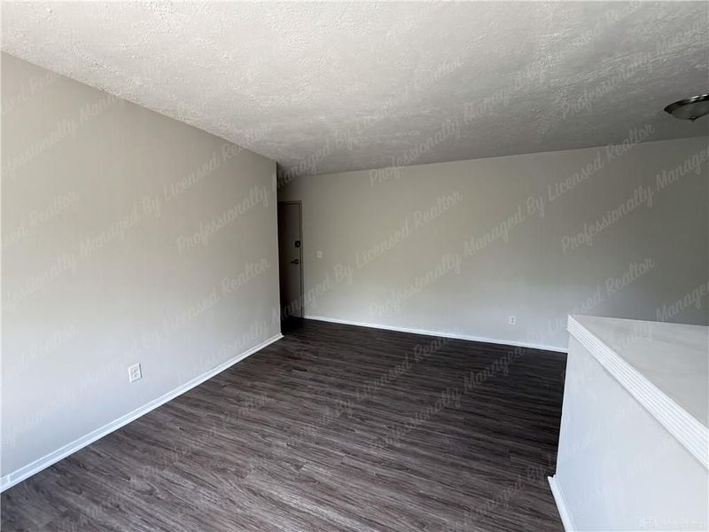 946 Burton Avenue, Unit 11, Cincinnati, OH 45229 Photo 6