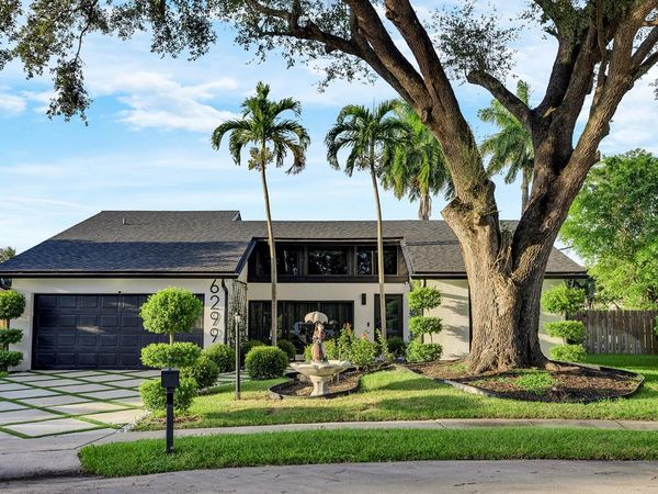 6299 Hollandaire Drive E, Boca Raton, FL 33433