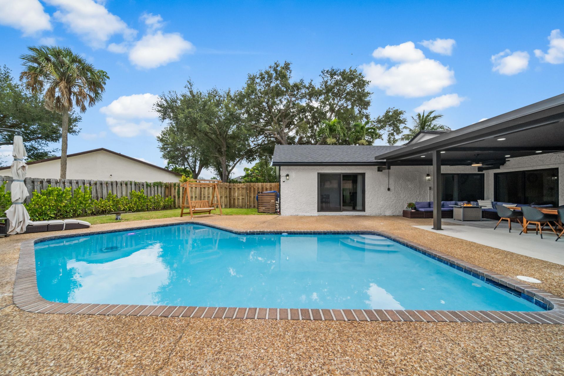 6299 Hollandaire Drive E, Boca Raton, FL 33433 Photo