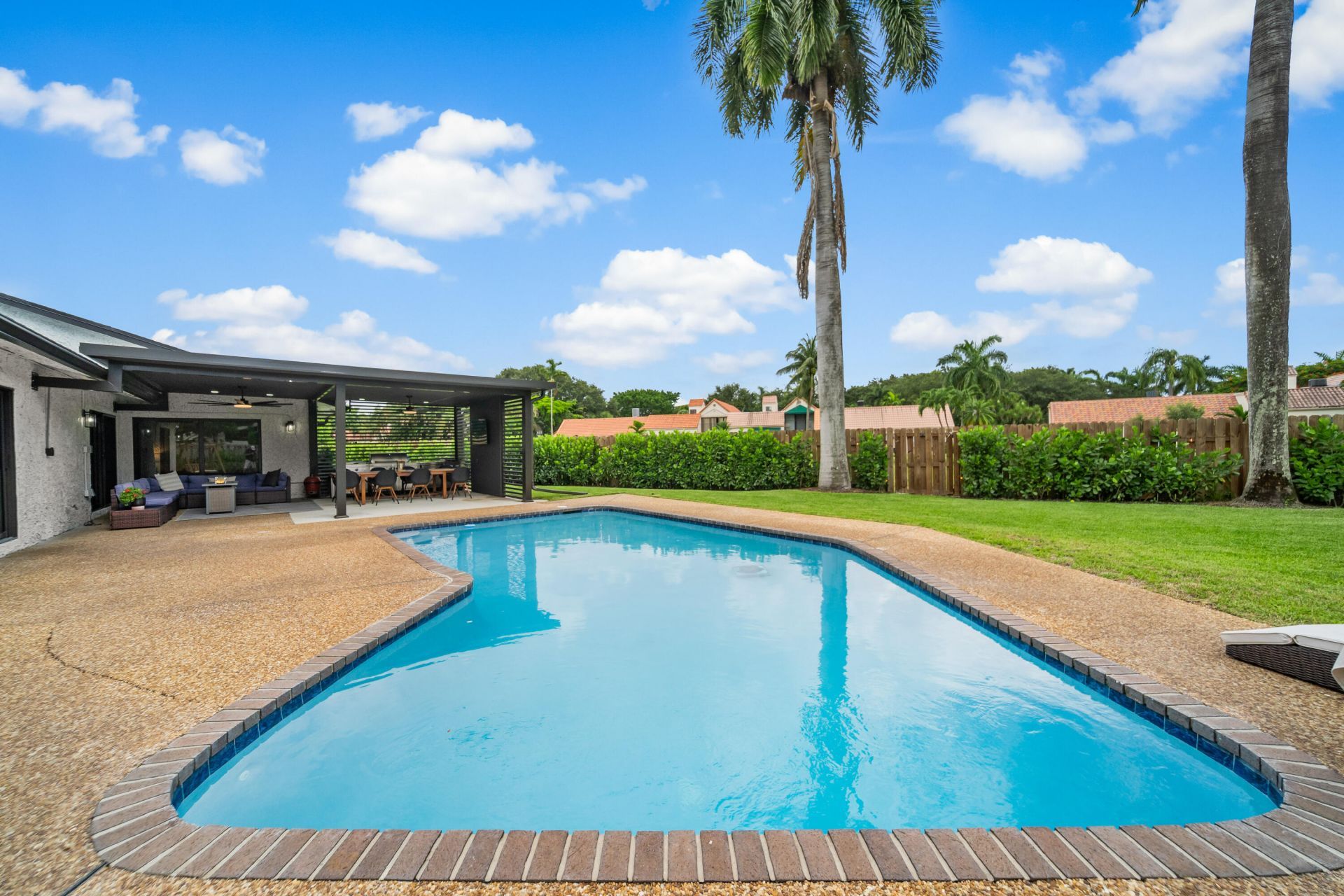 6299 Hollandaire Drive E, Boca Raton, FL 33433 Photo