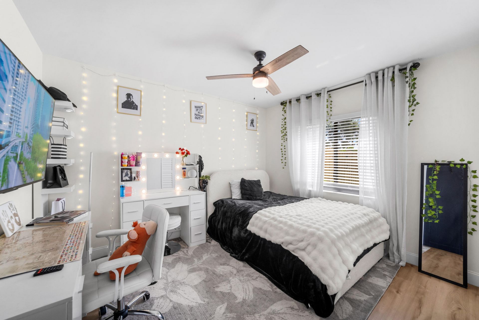 6299 Hollandaire Drive E, Boca Raton, FL 33433 Photo
