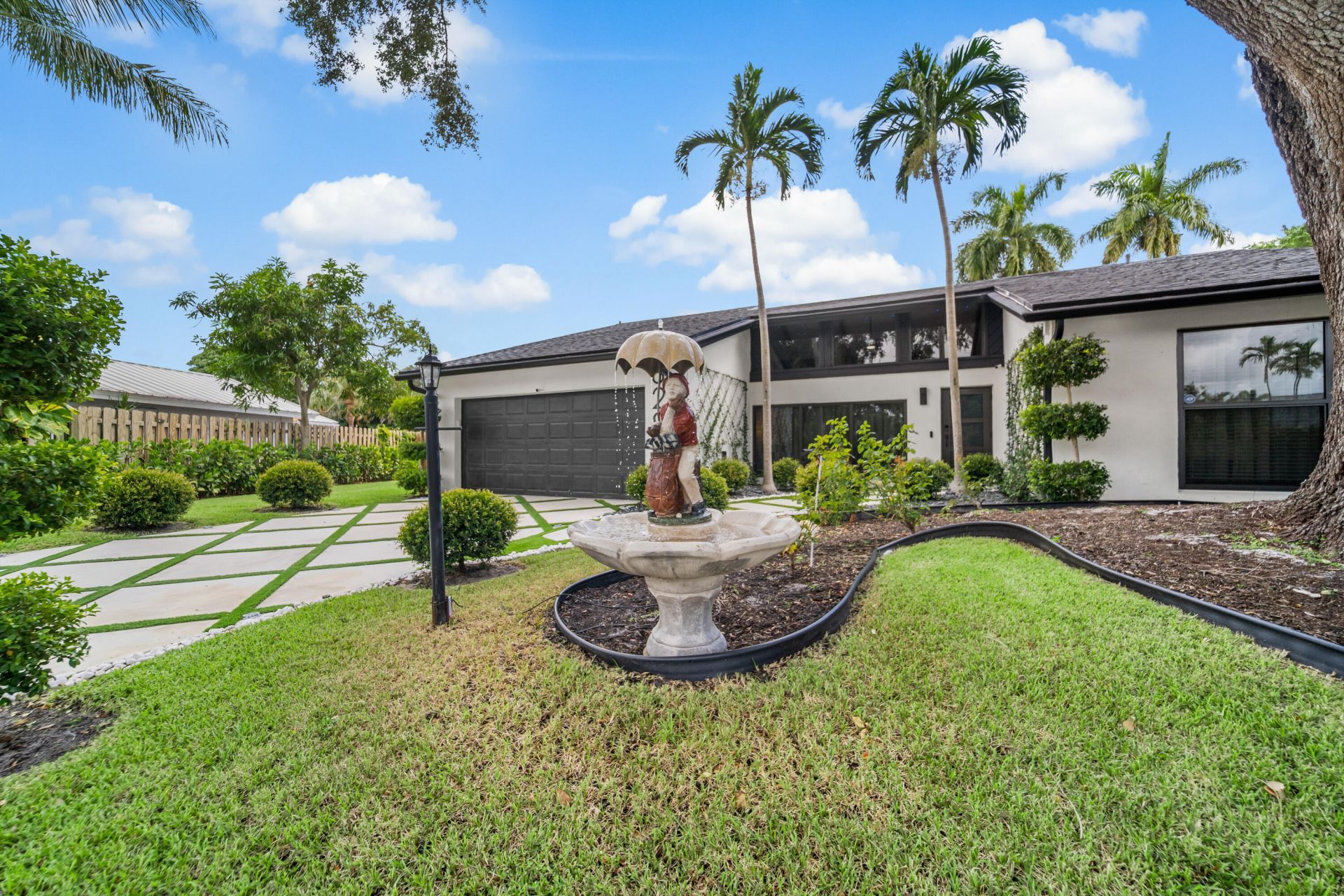 6299 Hollandaire Drive E, Boca Raton, FL 33433 Photo