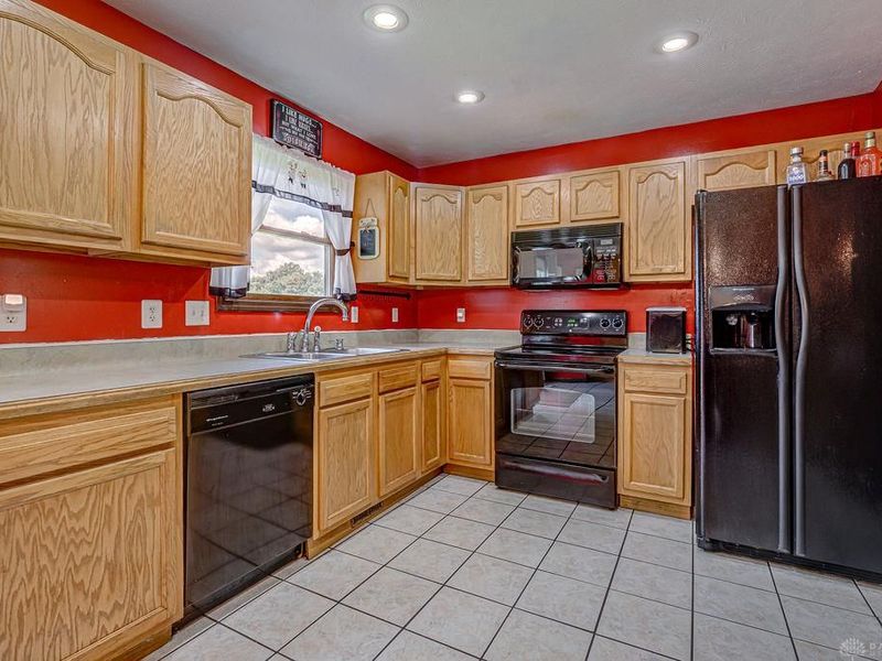 817 Old Norse Drive, Lakengren, OH 45320 Photo 16