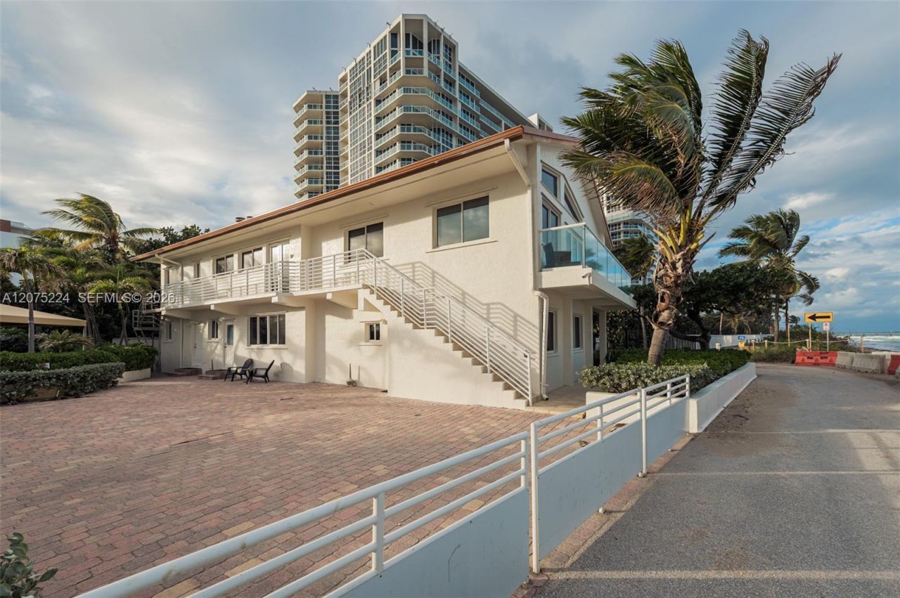 302 Balboa St , Hollywood, FL 33019 Photo
