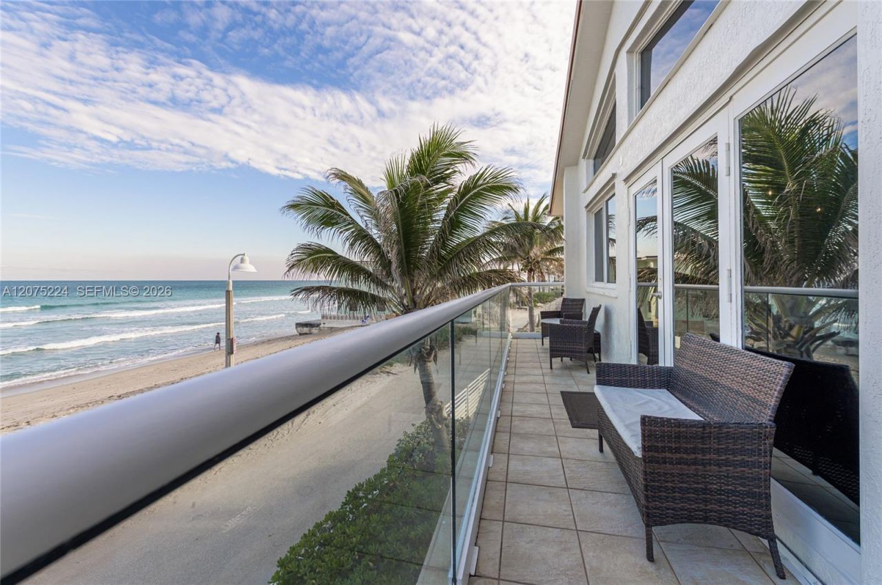 302 Balboa St , Hollywood, FL 33019 Photo