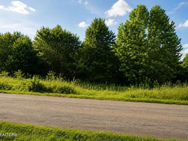 260 Buckner Rd, Philadelphia, TN 37846
