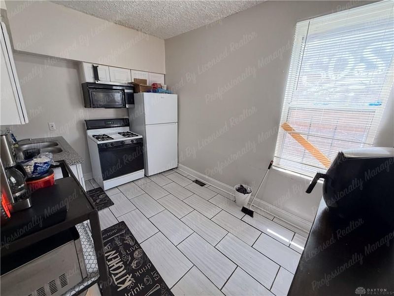 2315 Chickasaw Street, Unit 1, Cincinnati, OH 45219 Photo 9