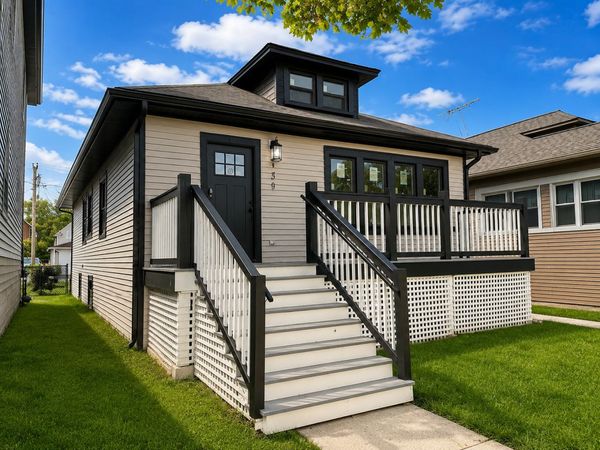 139 S 12th Avenue , Maywood, IL 60153