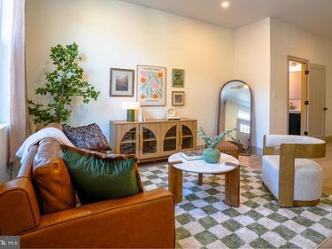 526 MOORE STREET, PHILADELPHIA, PA 19148