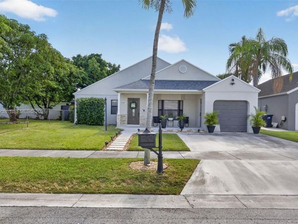 15401 SW 144th Ave , Miami, FL 33177