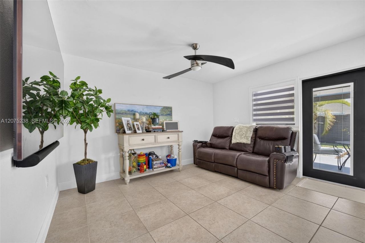 15401 SW 144th Ave , Miami, FL 33177 Photo