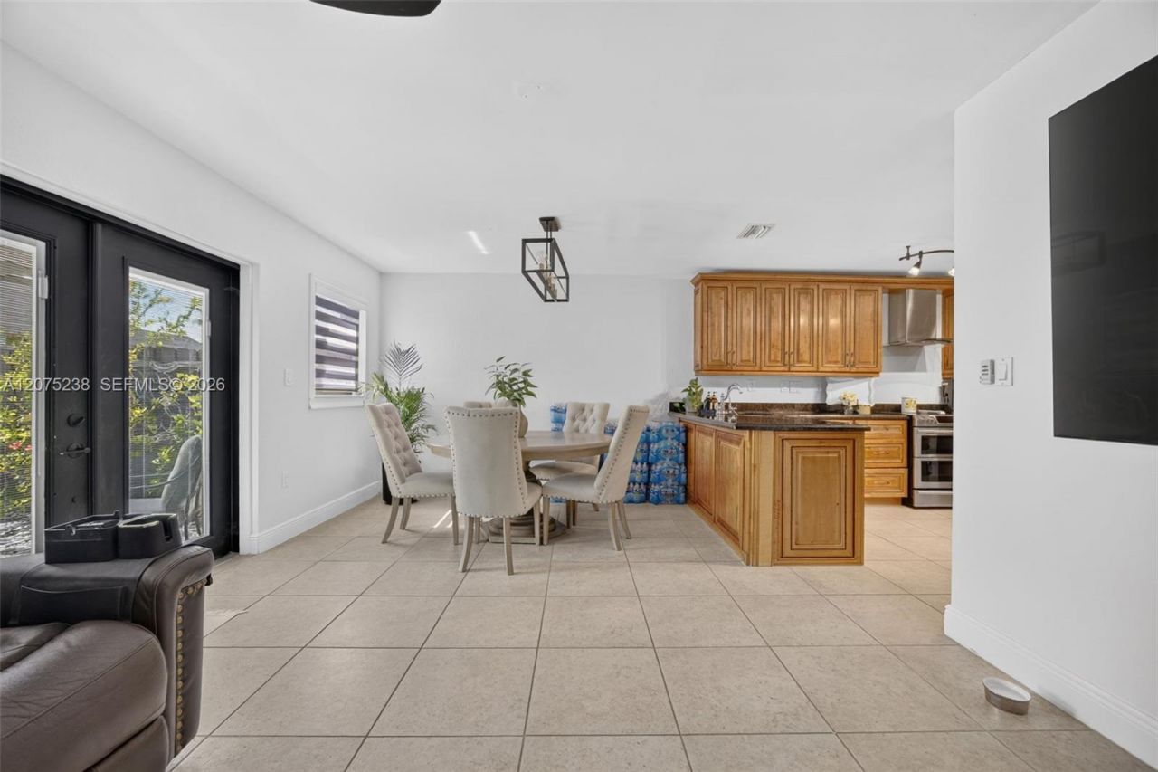 15401 SW 144th Ave , Miami, FL 33177 Photo