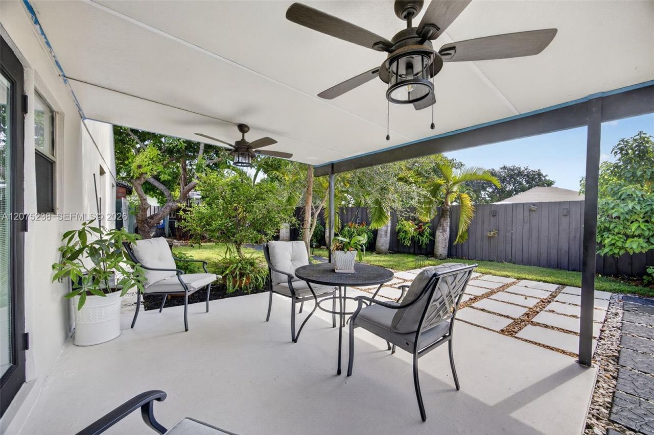 15401 SW 144th Ave , Miami, FL 33177 Photo