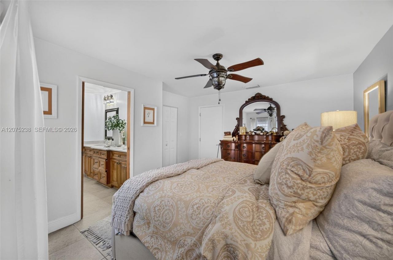 15401 SW 144th Ave , Miami, FL 33177 Photo