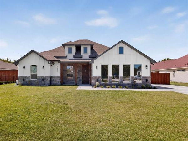 1672 Brookview Drive, Lancaster, TX 75146