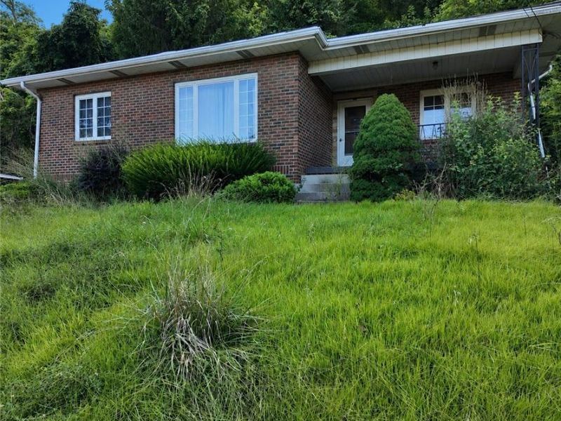 5121 Atchison Road, Bellaire, OH 43906 Photo 1