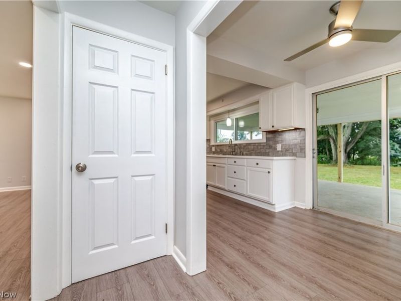 550 Neoka Drive, Campbell, OH 44405 Photo 10