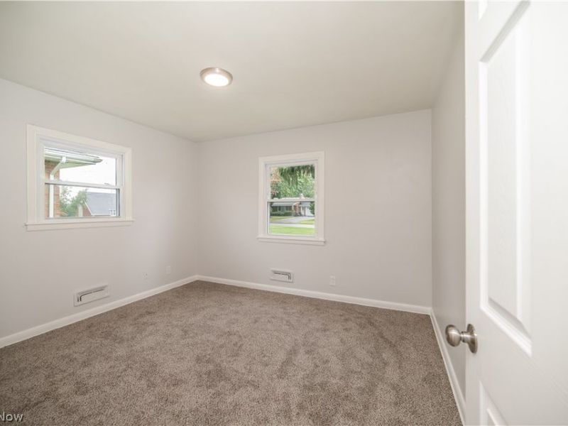 550 Neoka Drive, Campbell, OH 44405 Photo 19