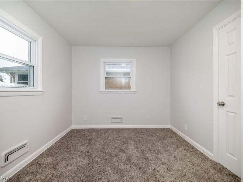 550 Neoka Drive, Campbell, OH 44405 Photo 22