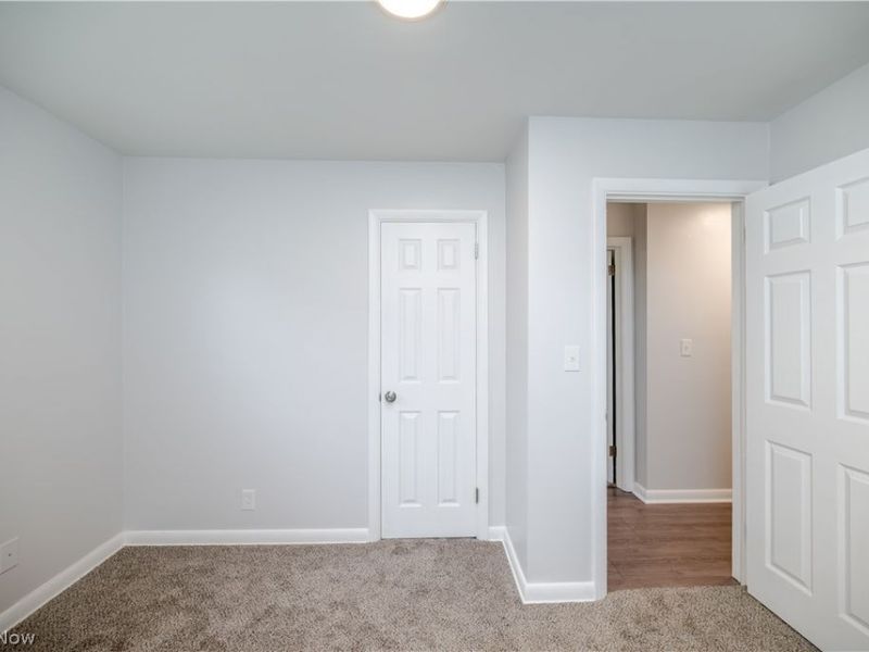 550 Neoka Drive, Campbell, OH 44405 Photo 24