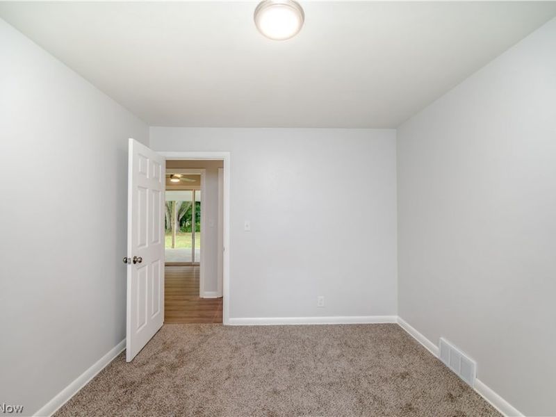 550 Neoka Drive, Campbell, OH 44405 Photo 32
