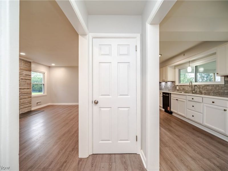 550 Neoka Drive, Campbell, OH 44405 Photo 33