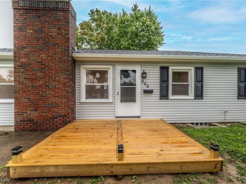 550 Neoka Drive, Campbell, OH 44405 Photo 4