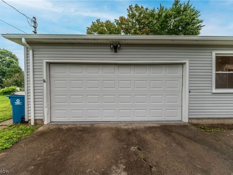 550 Neoka Drive, Campbell, OH 44405 Photo 46
