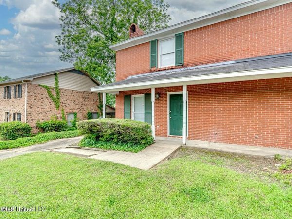 735 Wicklow Place, Ridgeland, MS 39157