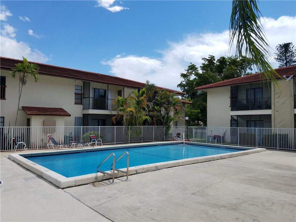 3027 NW 118th Drive, Unit 220D, Coral Springs, FL 33065 Photo