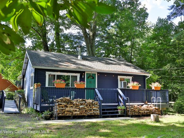 1017 Veterans Way, Phoenicia, NY 12464