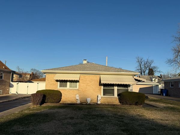 421 Hyde Park Avenue , Hillside, IL 60162