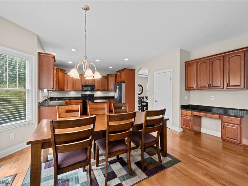 5158 Merrit Drive , Sagamore Hills, OH 44067 Photo 15