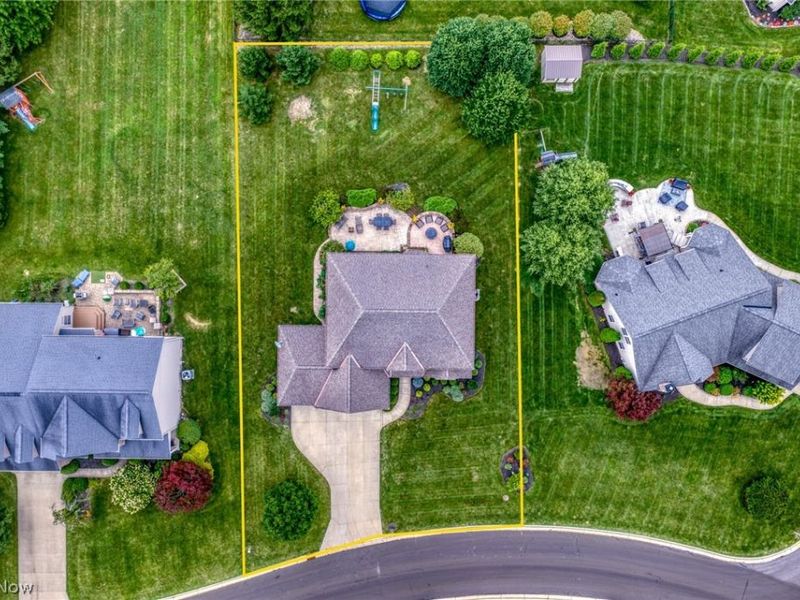 5158 Merrit Drive , Sagamore Hills, OH 44067 Photo 3