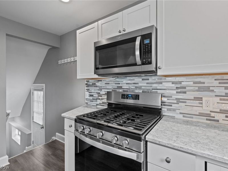 6810 Alber Avenue , Parma, OH 44129 Photo 17