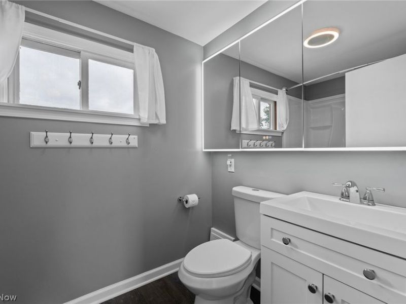 6810 Alber Avenue , Parma, OH 44129 Photo 19