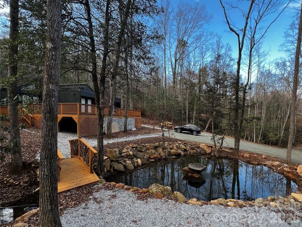 320 Never Mountain Road , Taylorsville, NC 28681