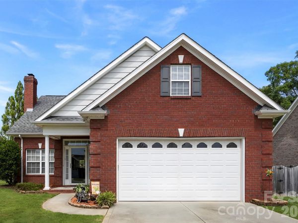 3310 Brickwood Circle, Midland, NC 28107
