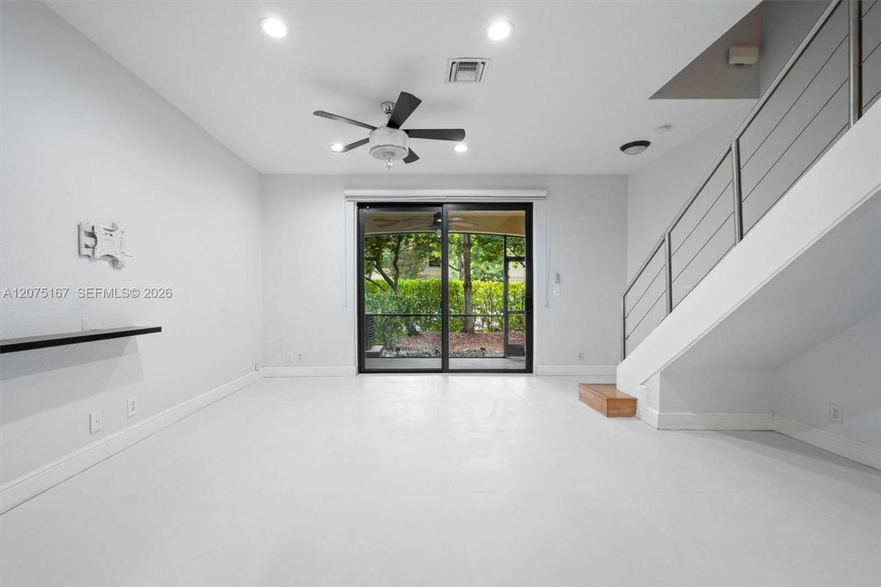 3810 Tree Top Dr, Weston, FL 33332 Photo