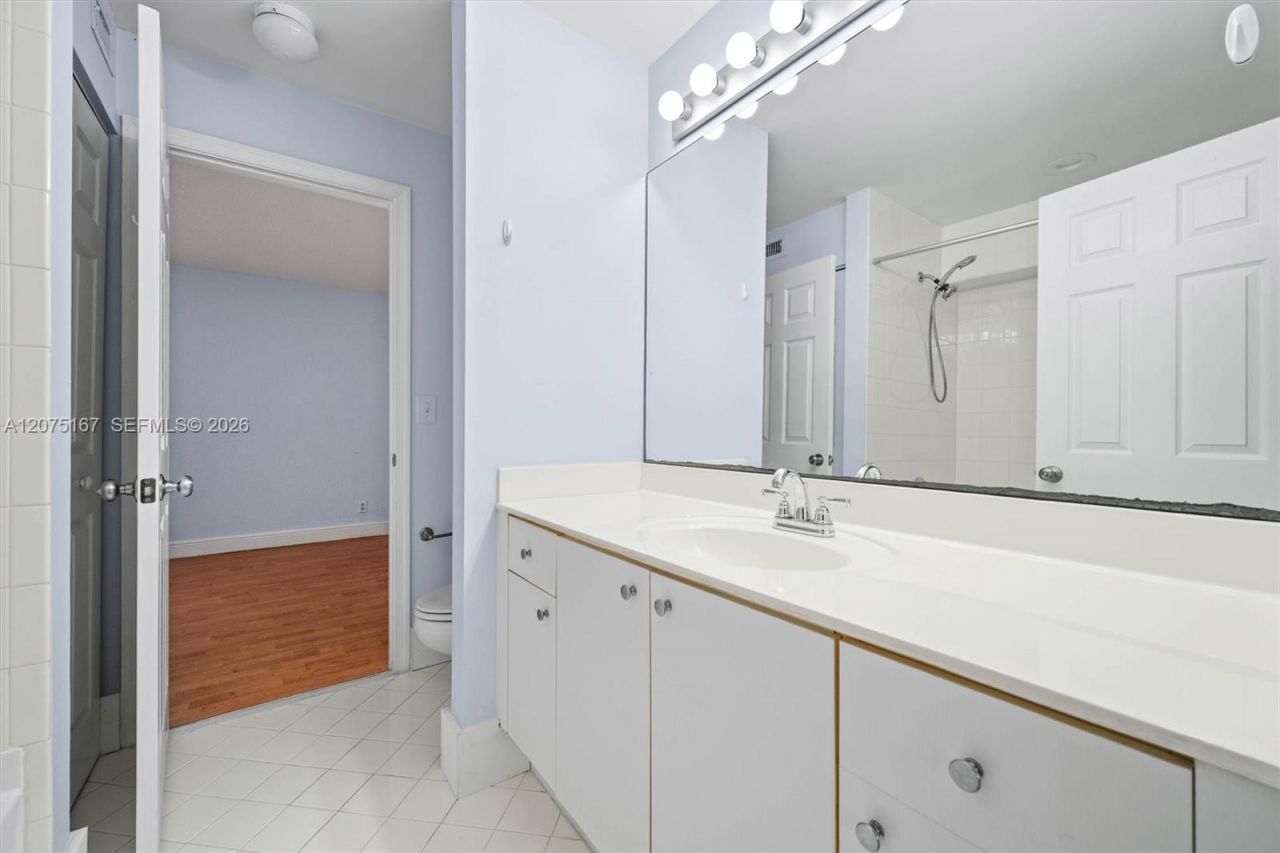 3810 Tree Top Dr, Weston, FL 33332 Photo