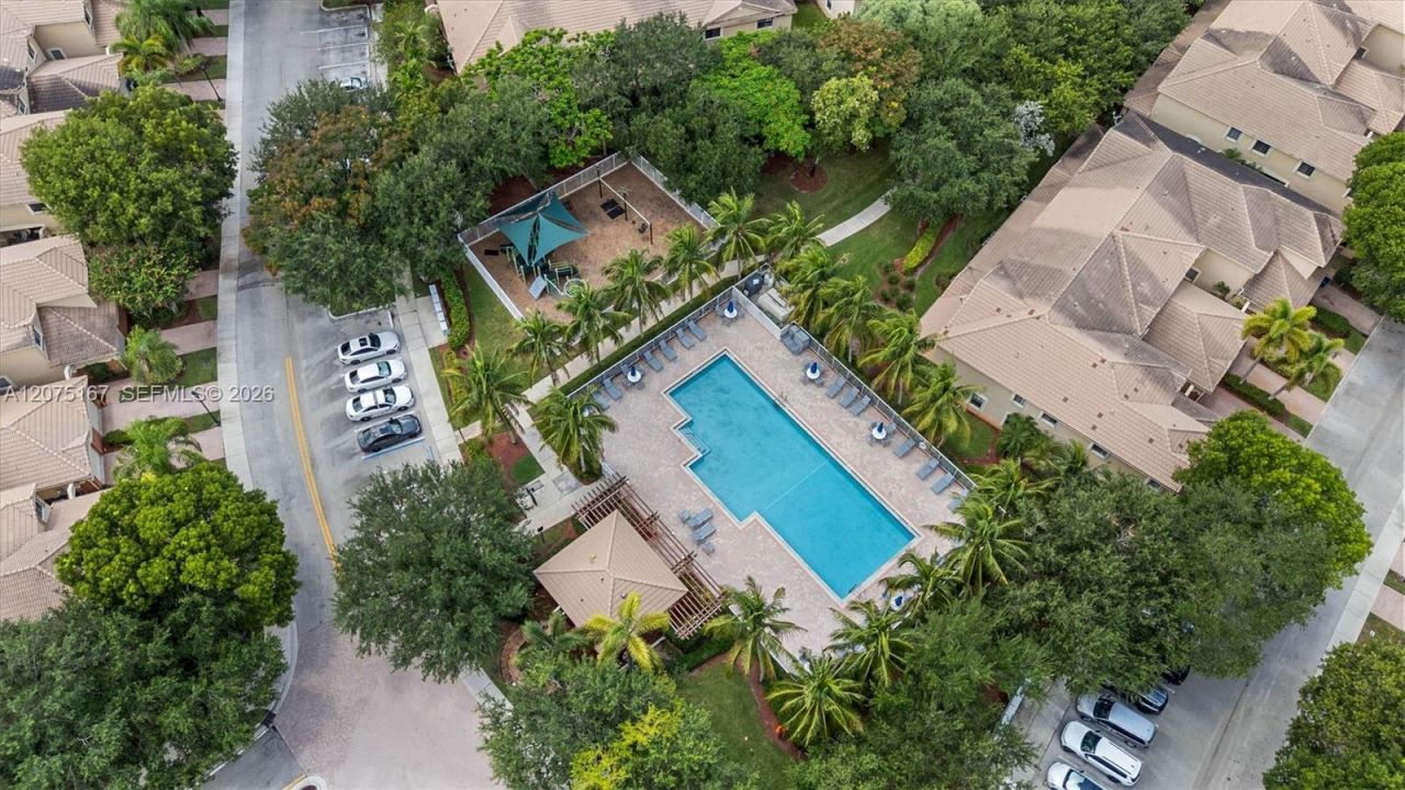 3810 Tree Top Dr, Weston, FL 33332 Photo
