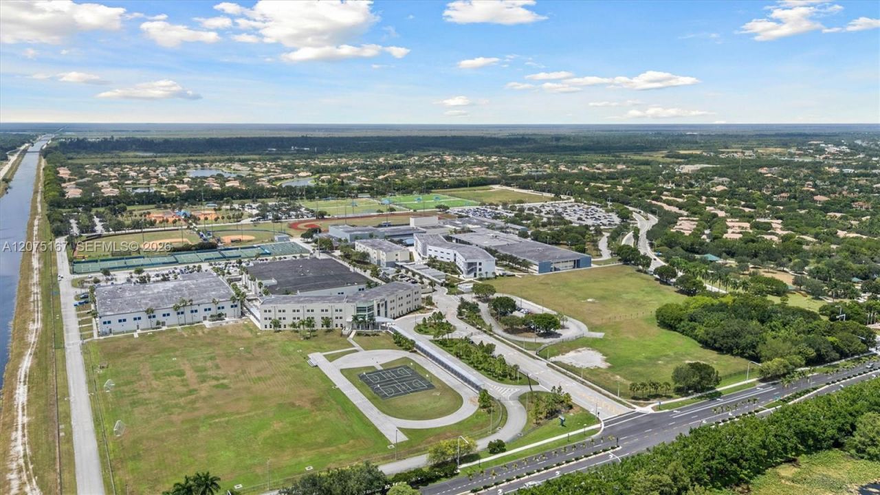 3810 Tree Top Dr, Weston, FL 33332 Photo
