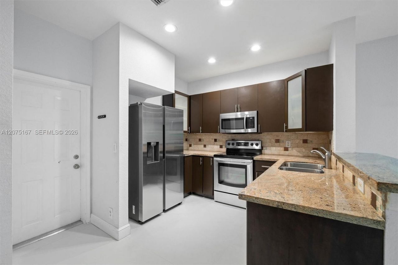 3810 Tree Top Dr, Weston, FL 33332 Photo