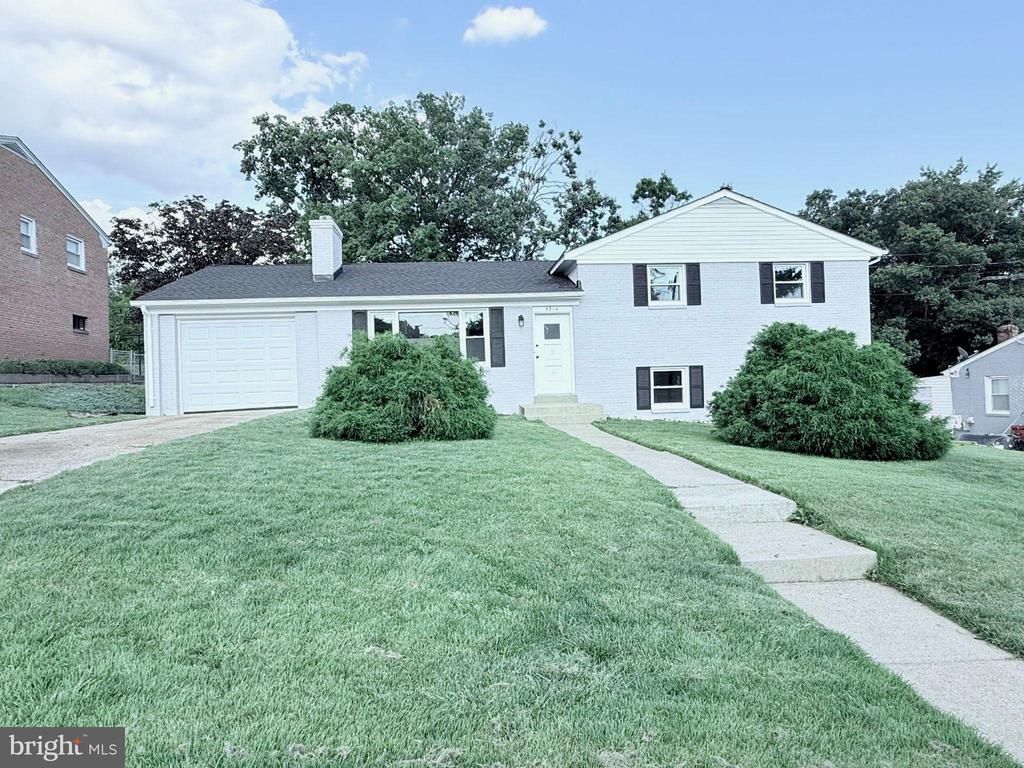 5914 JOHN ADAMS DRIVE , TEMPLE HILLS, MD 20748