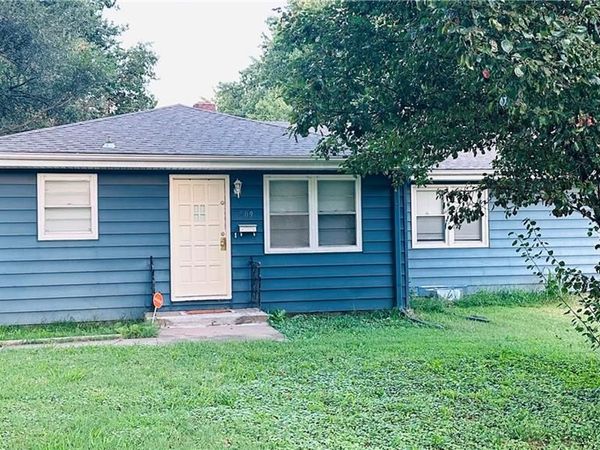 509 SE Browning Avenue, Lee's Summit, MO 64063