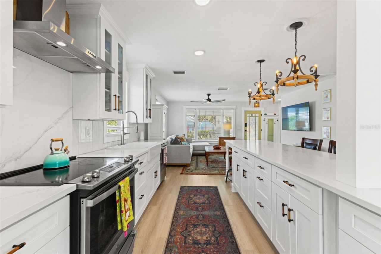 106 W Minnehaha Street , Tampa, FL 33604 Photo