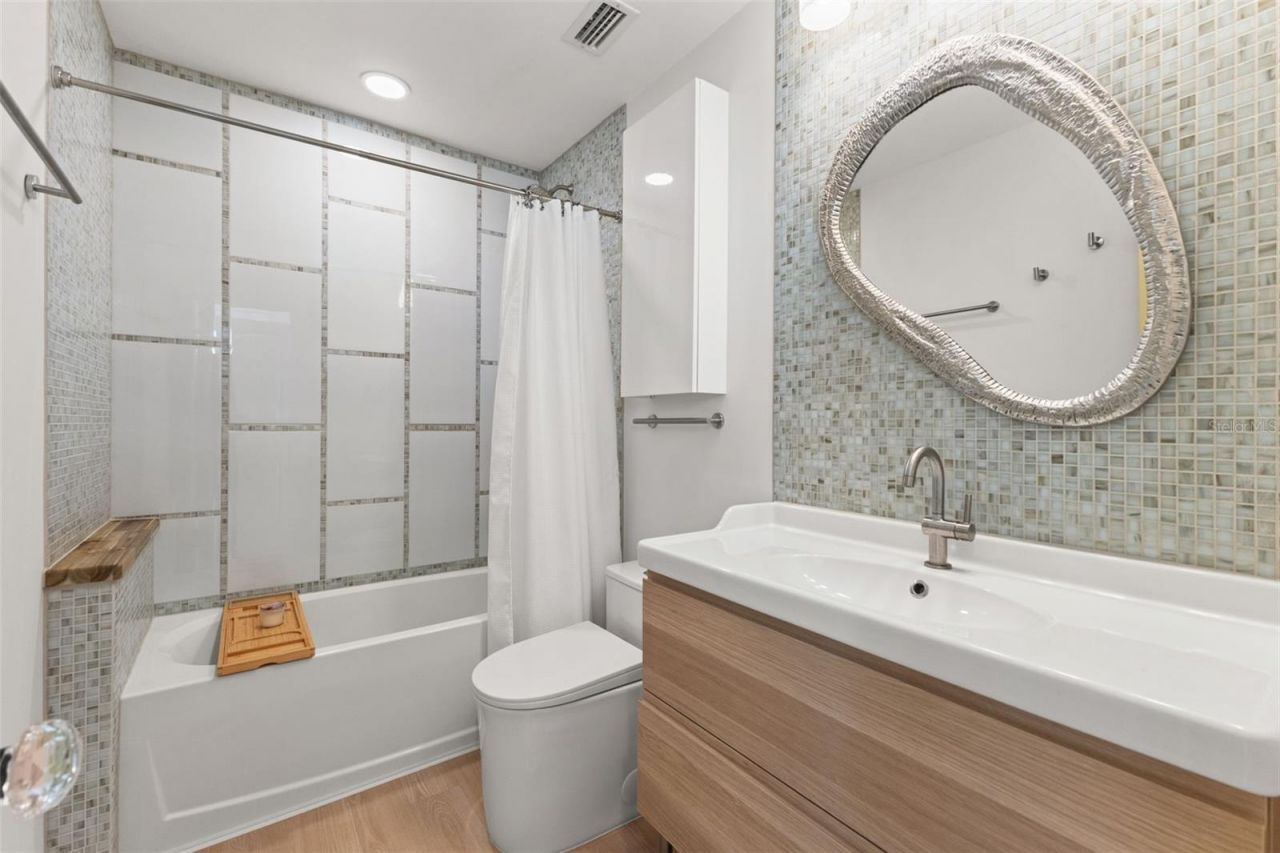 106 W Minnehaha Street , Tampa, FL 33604 Photo