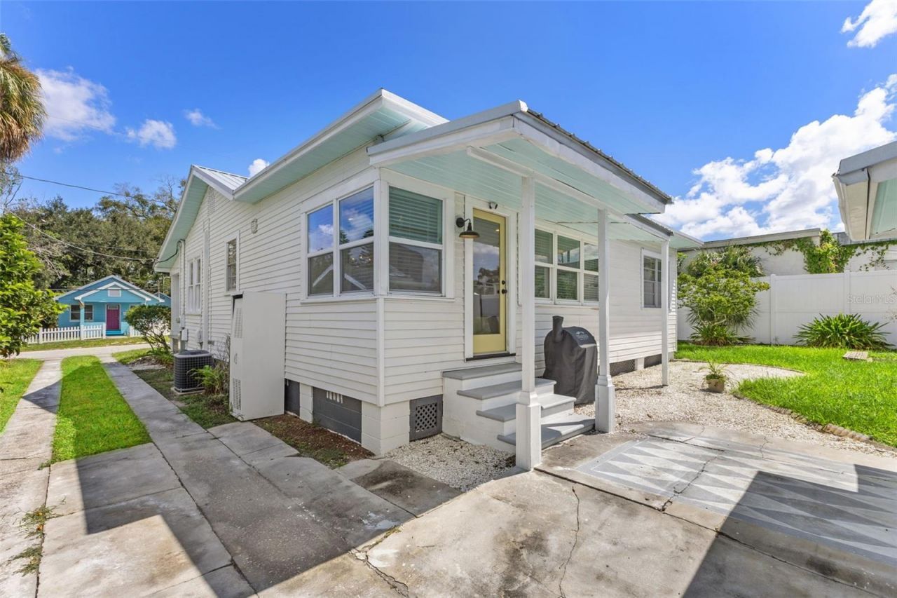 106 W Minnehaha Street , Tampa, FL 33604 Photo