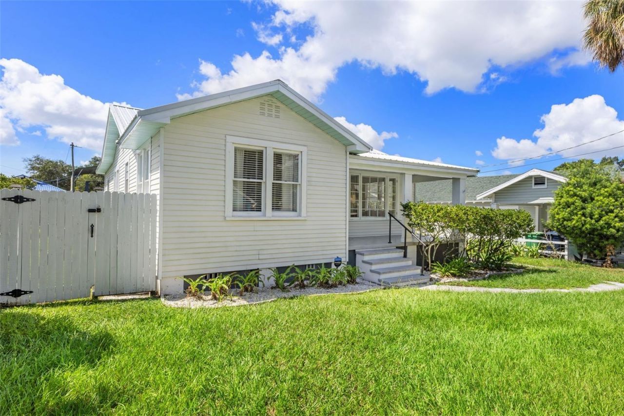 106 W Minnehaha Street , Tampa, FL 33604 Photo